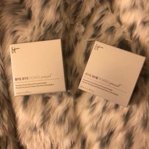IT Cosmetics Bye Bye Pores Pressed